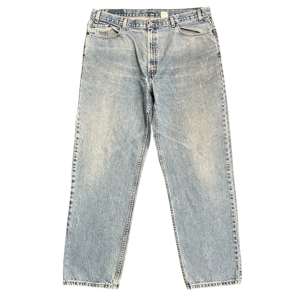 Vintage Y2K '02 Levi Strauss Relaxed Straight Jeans Men W42 L32 Light Wash Denim